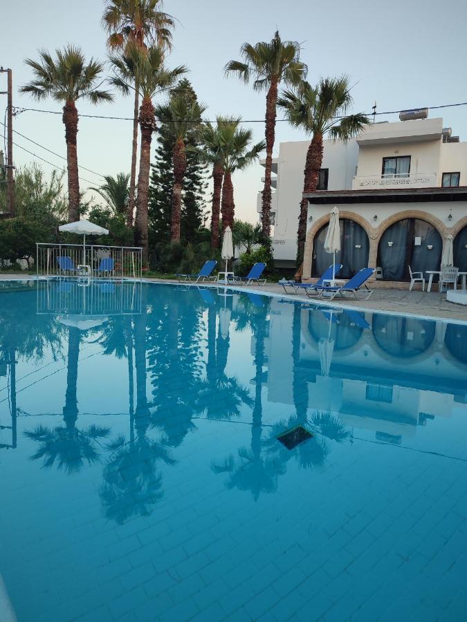 Dolphin Apartments Φαληράκι Εξωτερικό φωτογραφία